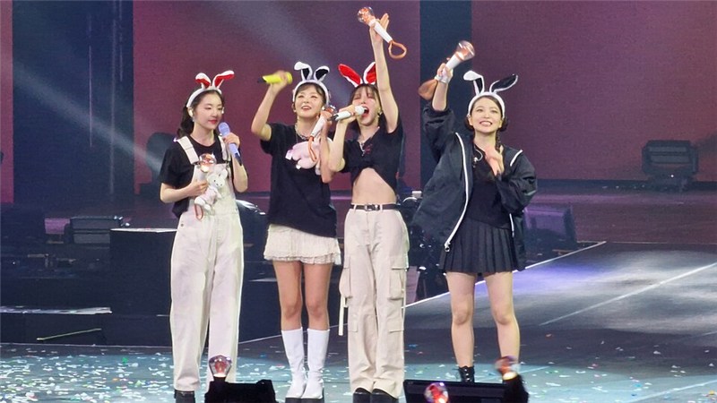 Red Velvet performing at their Amsterdam concert, May 2023
